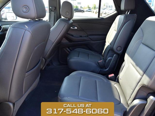 Photo of 2022 Black Cherry Metallic Chevrolet Traverse
