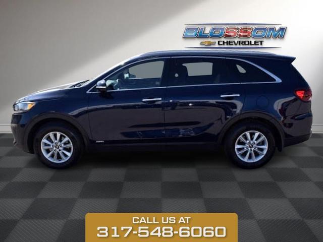Photo of 2020 Imperial Blue Kia Sorento