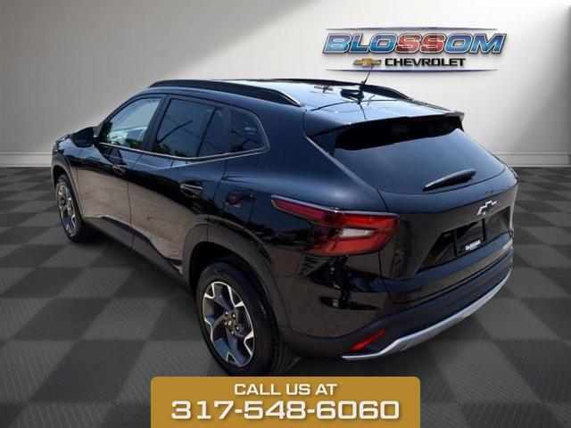 Photo of 2025 Black Chevrolet Trax