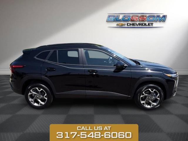 Photo of 2025 Black Chevrolet Trax