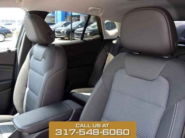 Photo of 2025 Black Chevrolet Trax