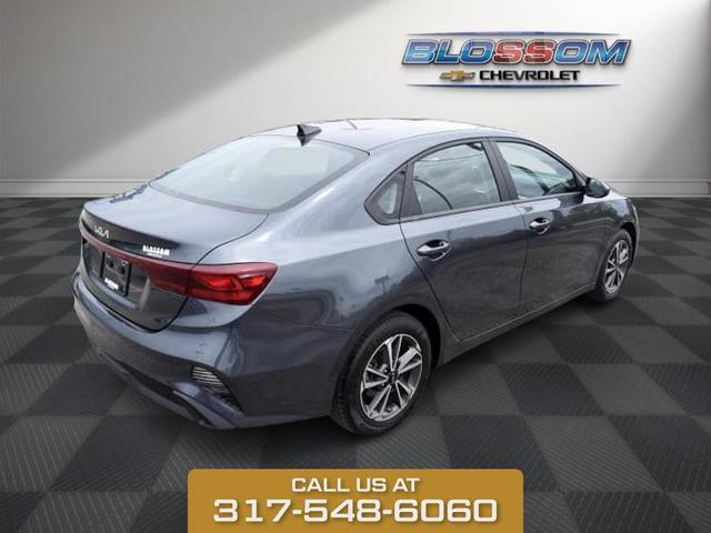 Photo of 2023 Gravity Gray Kia Forte