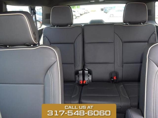 Photo of 2024 Iridescent Pearl Tricoat Chevrolet Suburban