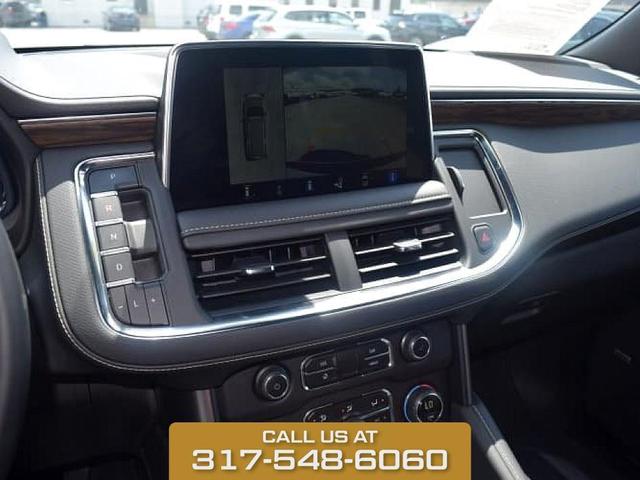 Photo of 2024 Iridescent Pearl Tricoat Chevrolet Suburban