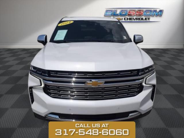 Photo of 2024 Iridescent Pearl Tricoat Chevrolet Suburban