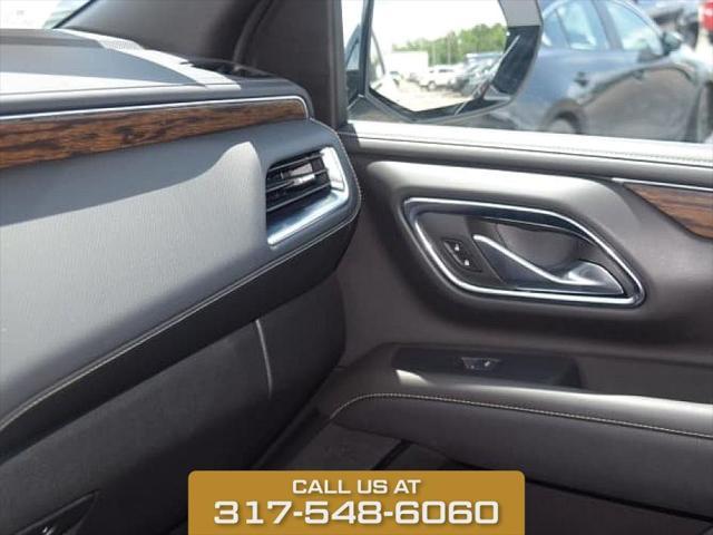 Photo of 2024 Iridescent Pearl Tricoat Chevrolet Suburban