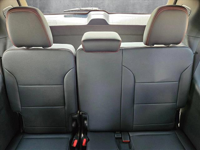Photo of 2025 Sterling Gray Metallic Chevrolet Traverse