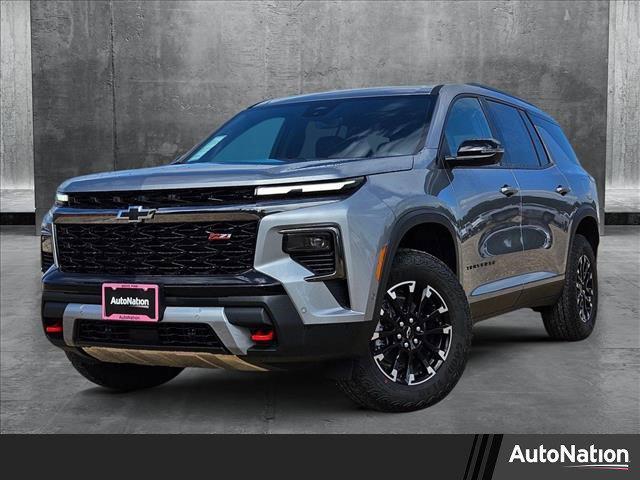 Photo of 2025 Sterling Gray Metallic Chevrolet Traverse