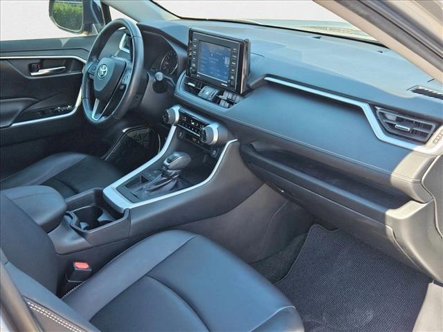 Photo of 2020 Silver Sky Metallic Toyota RAV4