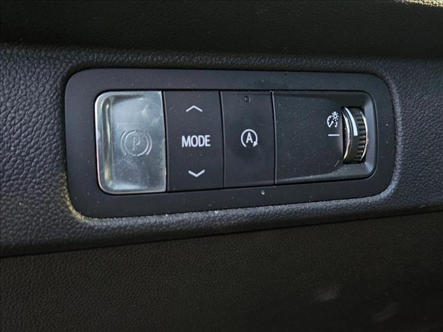 Photo of 2024 Mosaic Black Metallic Chevrolet Traverse