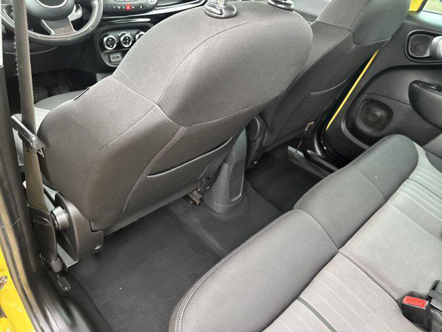 Photo of 2015 Giallo (Yellow) FIAT 500L