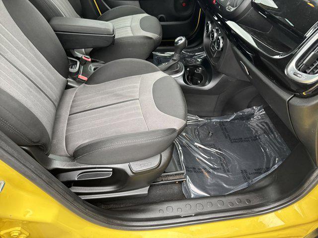 Photo of 2015 Giallo (Yellow) FIAT 500L