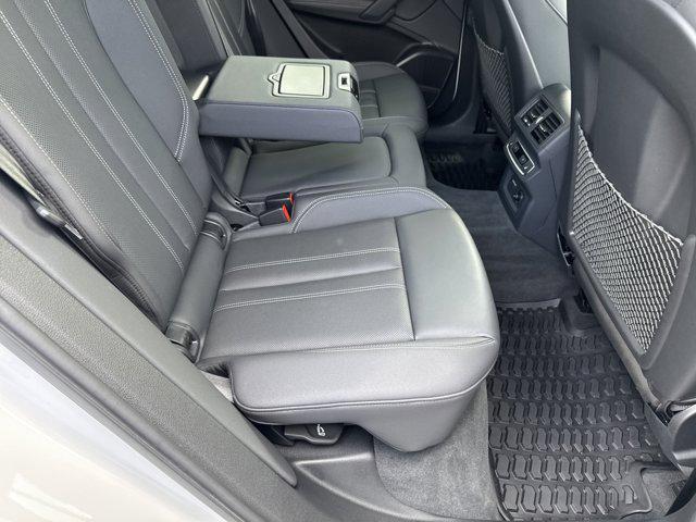 Photo of 2023 Ibis White Audi Q5
