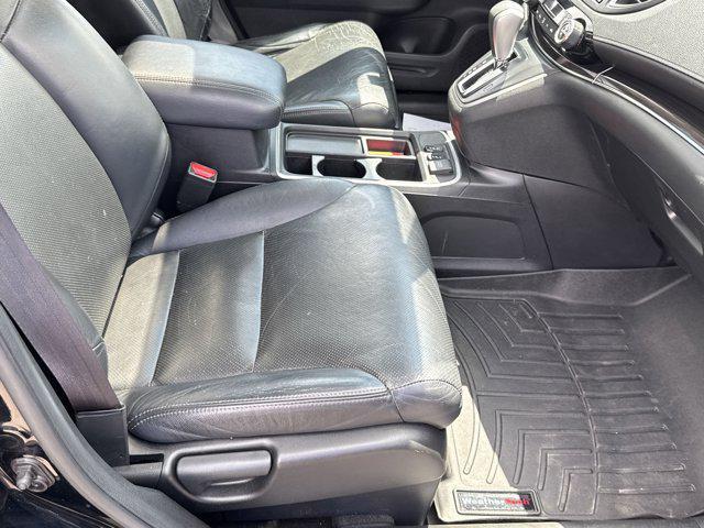 Photo of 2015 Urban Titanium Metallic Honda CR-V