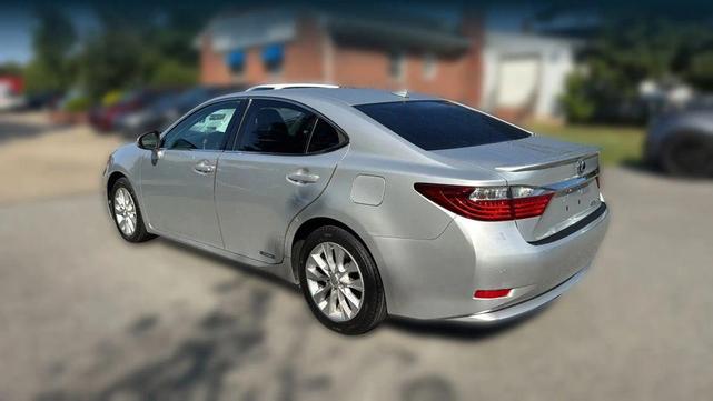 Photo of 2013  Lexus ES 300h