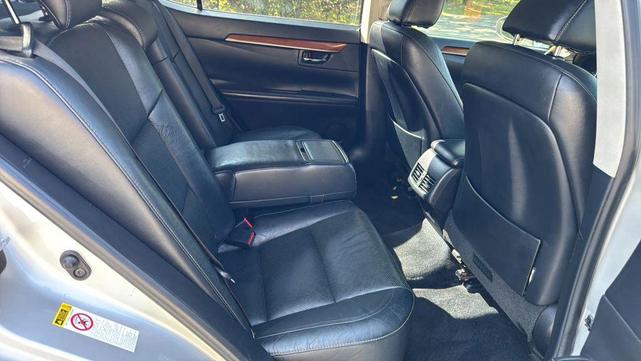 Photo of 2013  Lexus ES 300h