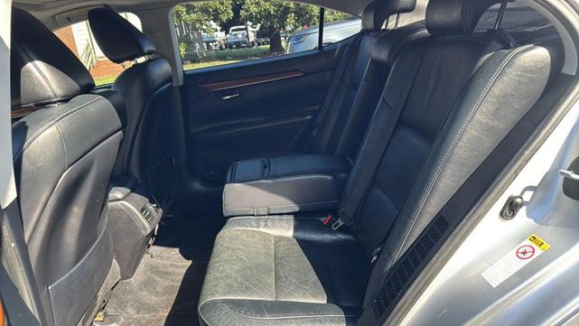 Photo of 2013  Lexus ES 300h