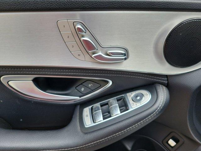 Photo of 2016 Silver Mercedes-Benz C-Class
