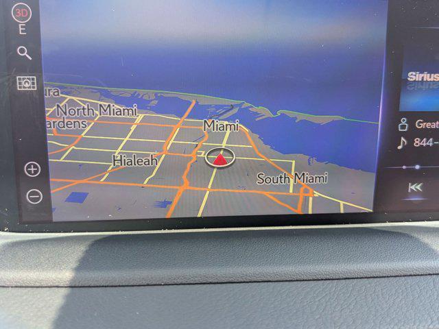 Photo of 2022 Nori Green Pearl Lexus RX 350