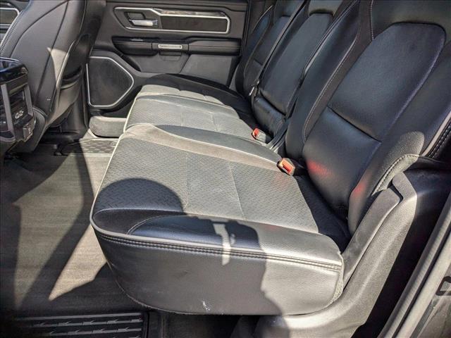 Photo of 2020 Diamond Black Crystal Pearlcoat RAM 1500