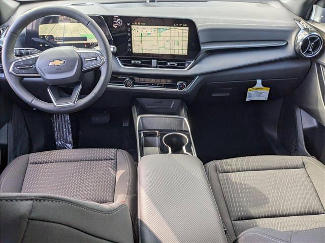Photo of 2025 Cacti Green Chevrolet Equinox