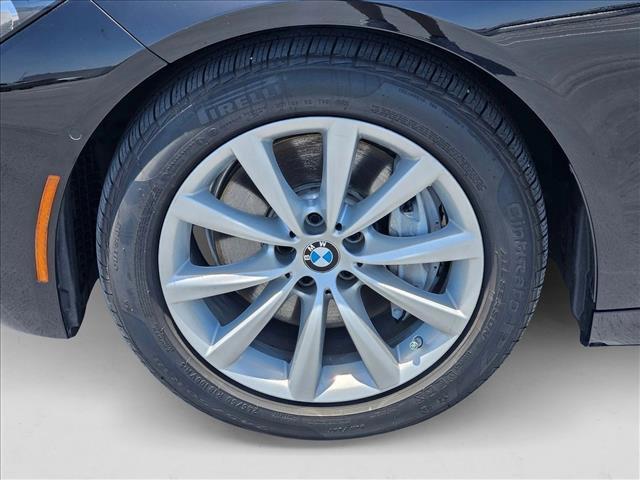 Photo of 2020 Jet Black BMW 740