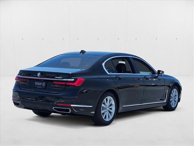 Photo of 2020 Jet Black BMW 740