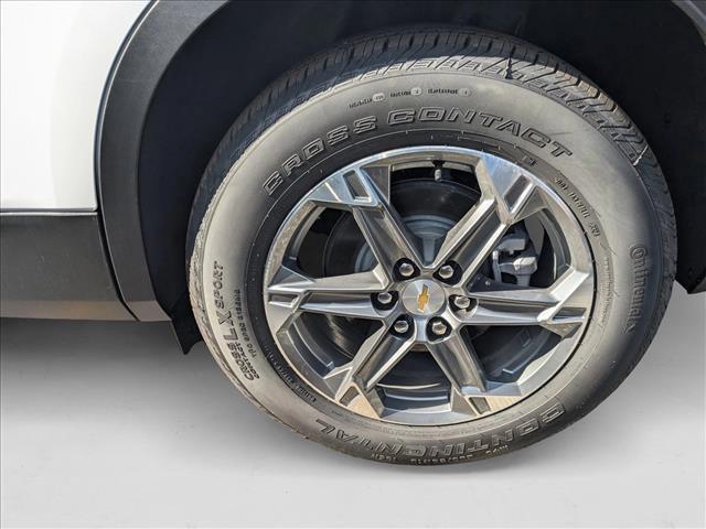 Photo of 2025 Summit White Chevrolet Blazer