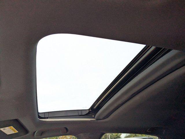 Photo of 2024 Sonic Gray Pearl Honda Civic Si