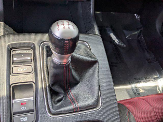 Photo of 2024 Sonic Gray Pearl Honda Civic Si