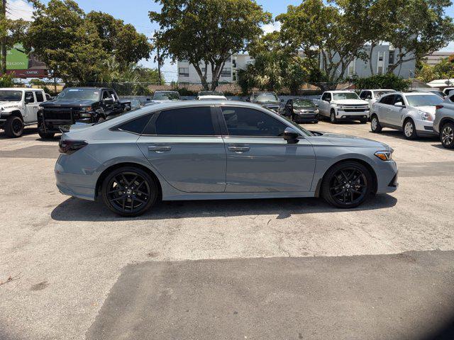 Photo of 2024 Sonic Gray Pearl Honda Civic Si