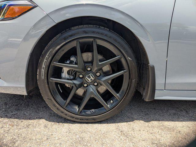 Photo of 2024 Sonic Gray Pearl Honda Civic Si