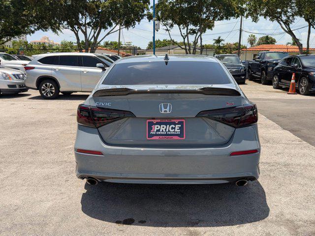 Photo of 2024 Sonic Gray Pearl Honda Civic Si