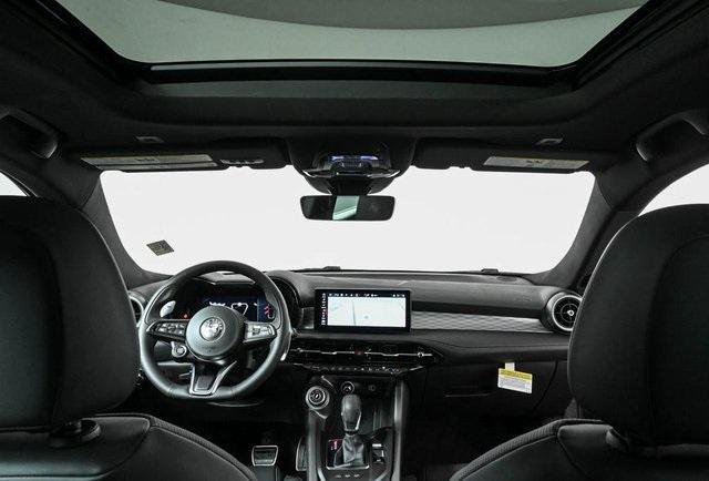 Photo of 2024 Metallic Alfa Romeo Tonale