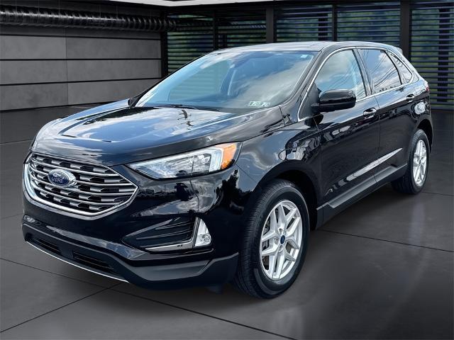 Photo of 2022 AGATE BLACK METALLIC Ford Edge