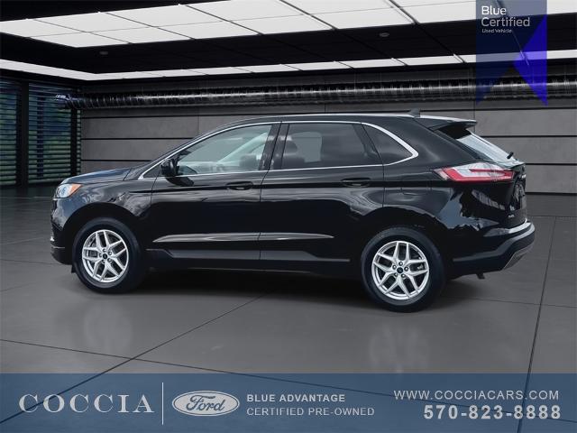 Photo of 2022 AGATE BLACK METALLIC Ford Edge
