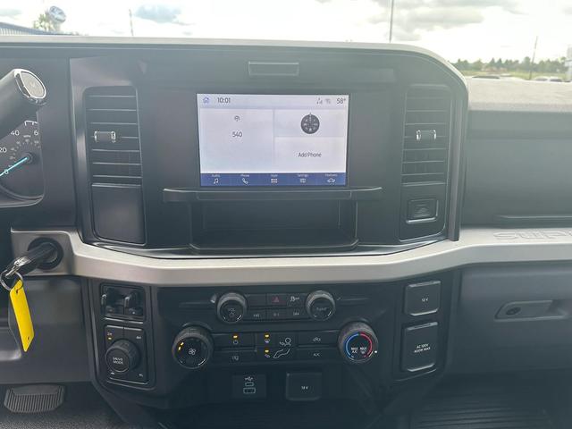 Photo of 2026 Oxford White Ford F-250