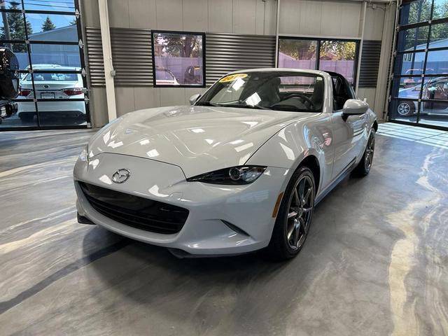 Photo of 2019 Ceramic Metallic Mazda MX-5 Miata RF