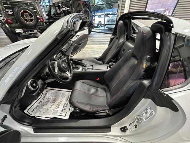 Photo of 2019 Ceramic Metallic Mazda MX-5 Miata RF