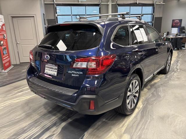Photo of 2018 Dark Blue Pearl Subaru Outback