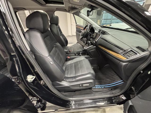 Photo of 2019 Crystal Black Pearl Honda CR-V