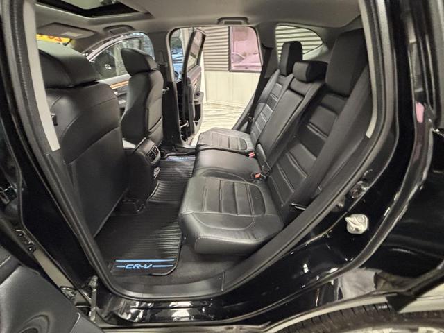 Photo of 2019 Crystal Black Pearl Honda CR-V