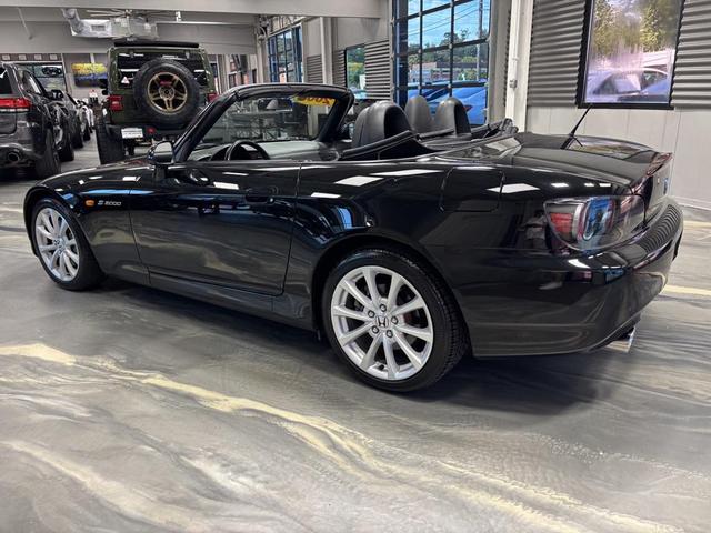Photo of 2006 Berlina Black Honda S2000