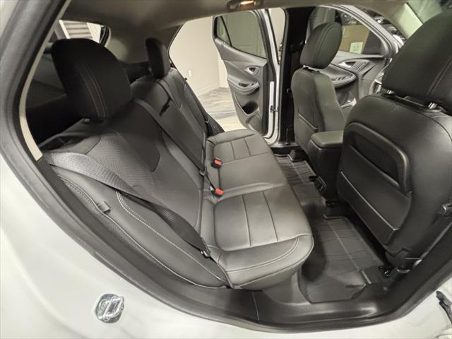 Photo of 2022 Summit White Buick Encore GX