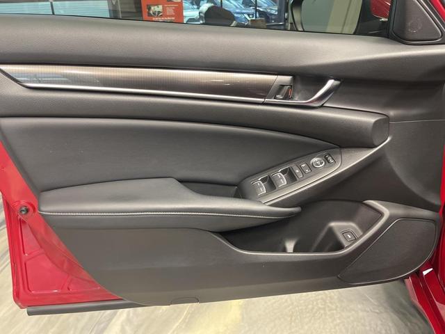 Photo of 2018 San Marino Red Honda Accord