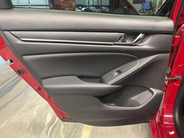 Photo of 2018 San Marino Red Honda Accord