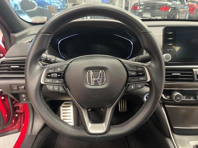 Photo of 2018 San Marino Red Honda Accord