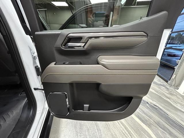 Photo of 2023 Summit White Chevrolet Silverado 1500