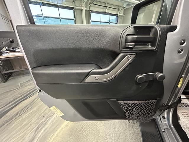 Photo of 2017 Billet Silver Metallic Clearcoat Jeep Wrangler