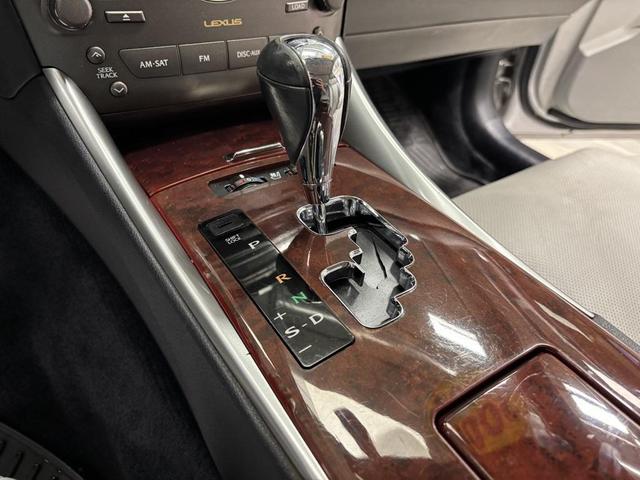 Photo of 2007 Silver Lexus IS 250